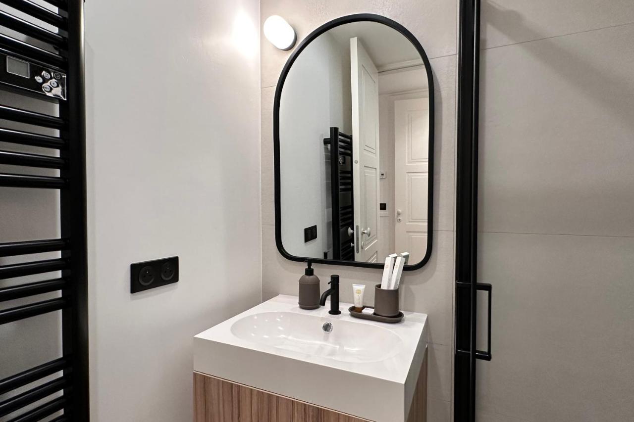 Apartment Opera Promenade 4 Brand-new! 4 Next To Balcony Sea View *